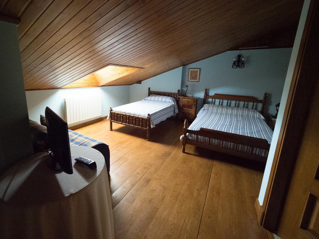 Casa Rural Martxoenea Landetxea Hotel Arruazu Ngoại thất bức ảnh